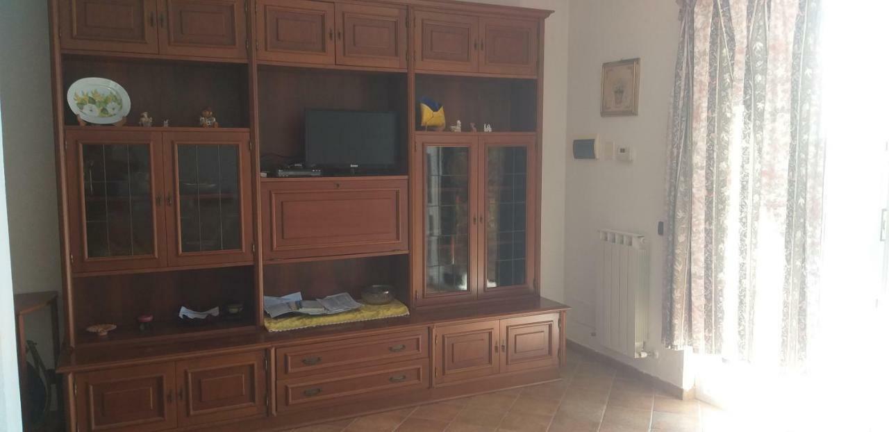 Appartamento Terrazza Vista Mare Mozzafiato 모네글리아 외부 사진